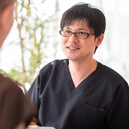 突発性難聴の聴力を取り戻す鍼治療をする｜鍼灸師 相良 明範